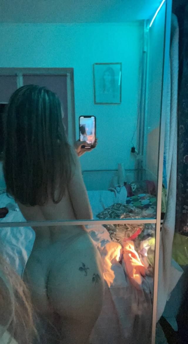 I Am Available do you need my services? - Image 2